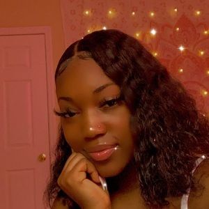 Meet your Posher, Jada